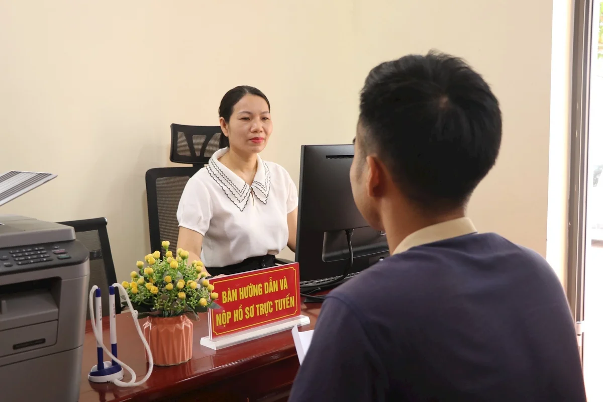 truc-tuyen.jpg