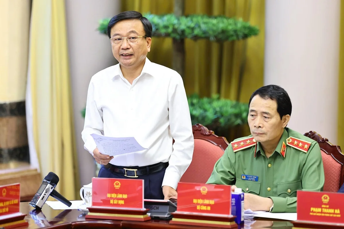 thu-truong-bo-xay-dung-nguyen-danh-huy.jpg