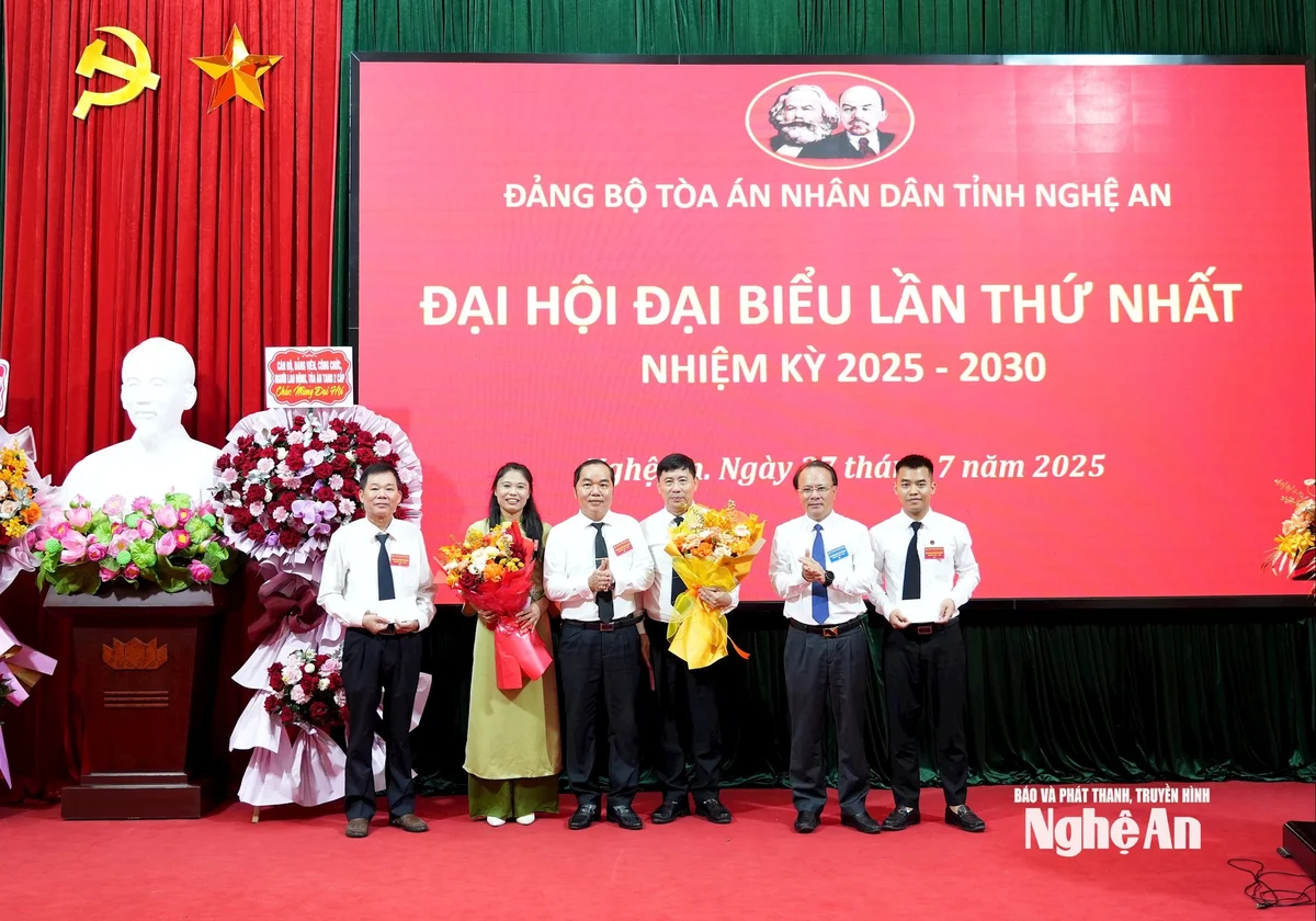 bna_tang-hoa.jpg