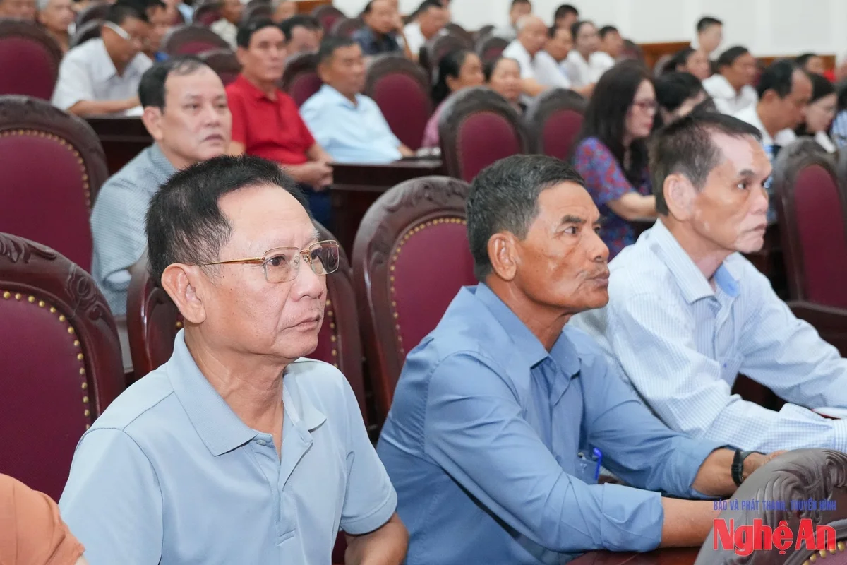 bna_tiep-xuc-cu-tri-19.jpg