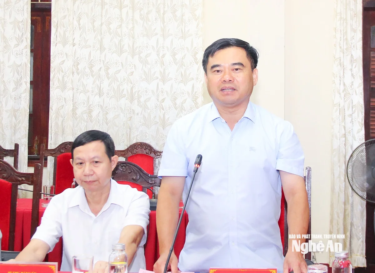 bna_-bi-thu-dang-uy-xa-muong-xen-nguyen-viet-hung.jpg