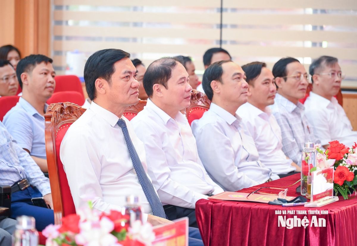 bna_truong-chinh-tri-tinh-7.jpg