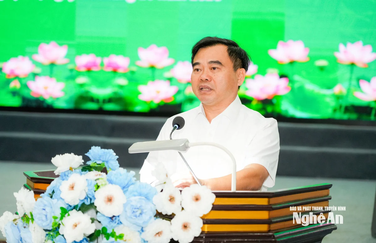 anh-hung.jpg