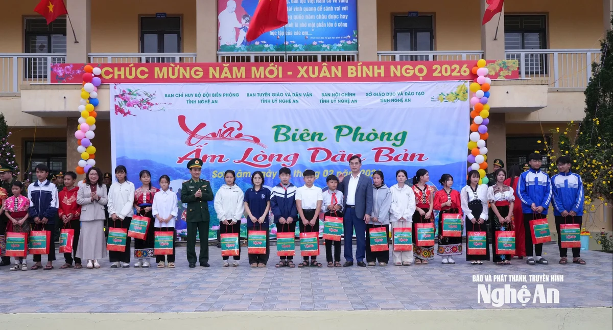 bna_-trao-hoc-sinh.jpg