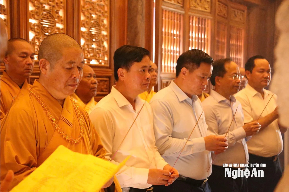 bna_khanh-thanh-den-tho-le-duc-tuy-anh-diep-thanh1(2).jpg