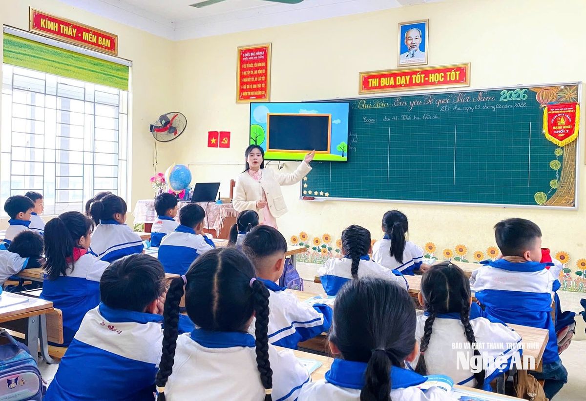 bna_gio-hoc-cua-co-giao-bao-vy-va-cac-em-hoc-sinh.jpg