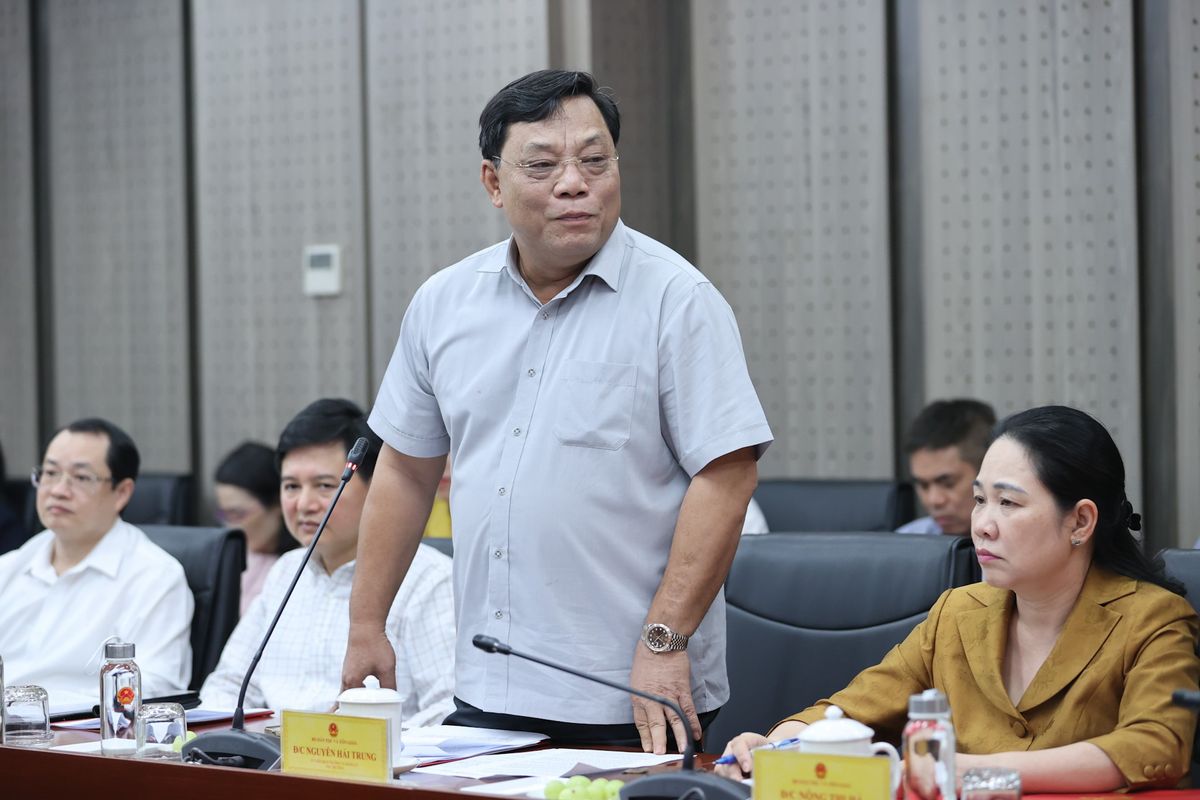 tin-5-3106.jpg?width=0&s=wZt-A3s4BGViA3RMto04QQ
