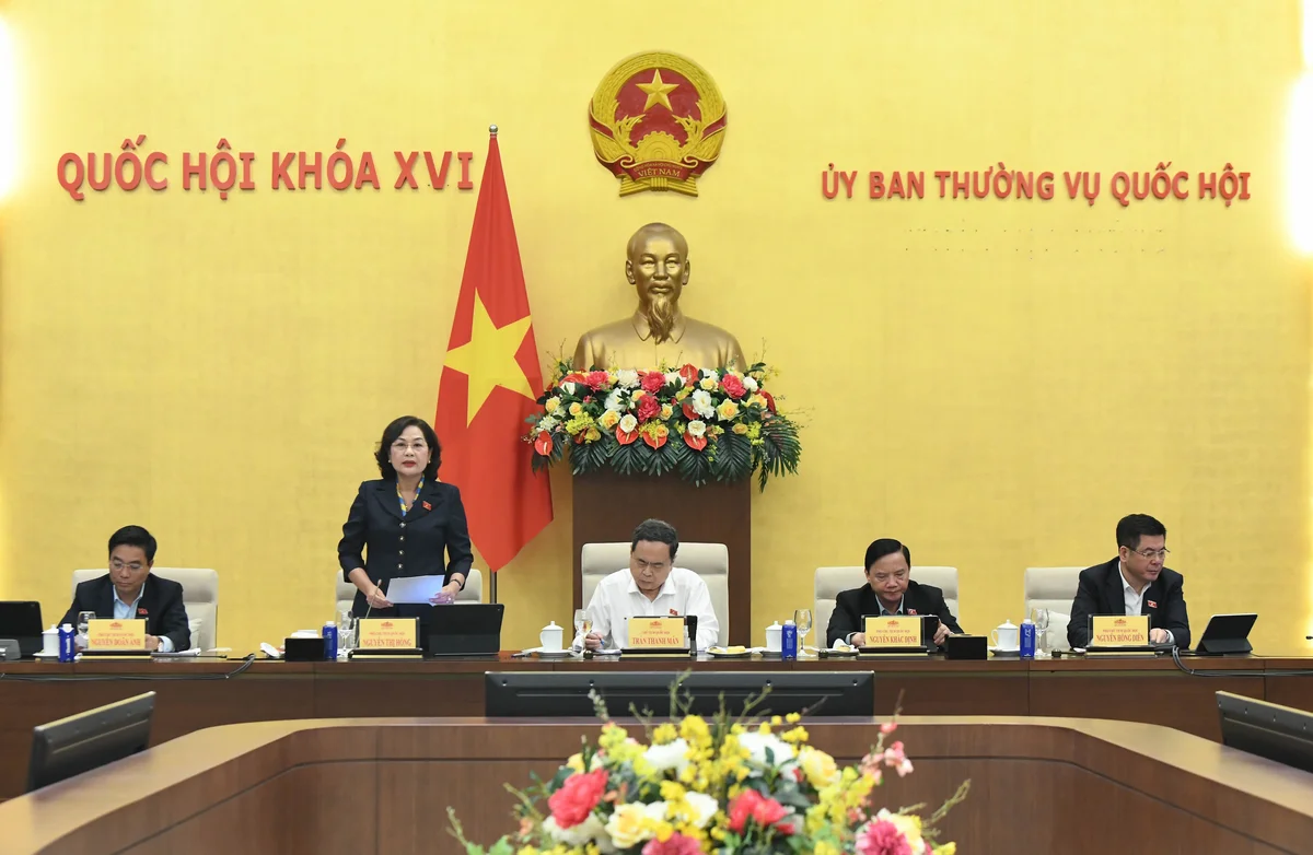 pho-chu-tich-qh-nguyen-thi-hongdsc_7556.jpg