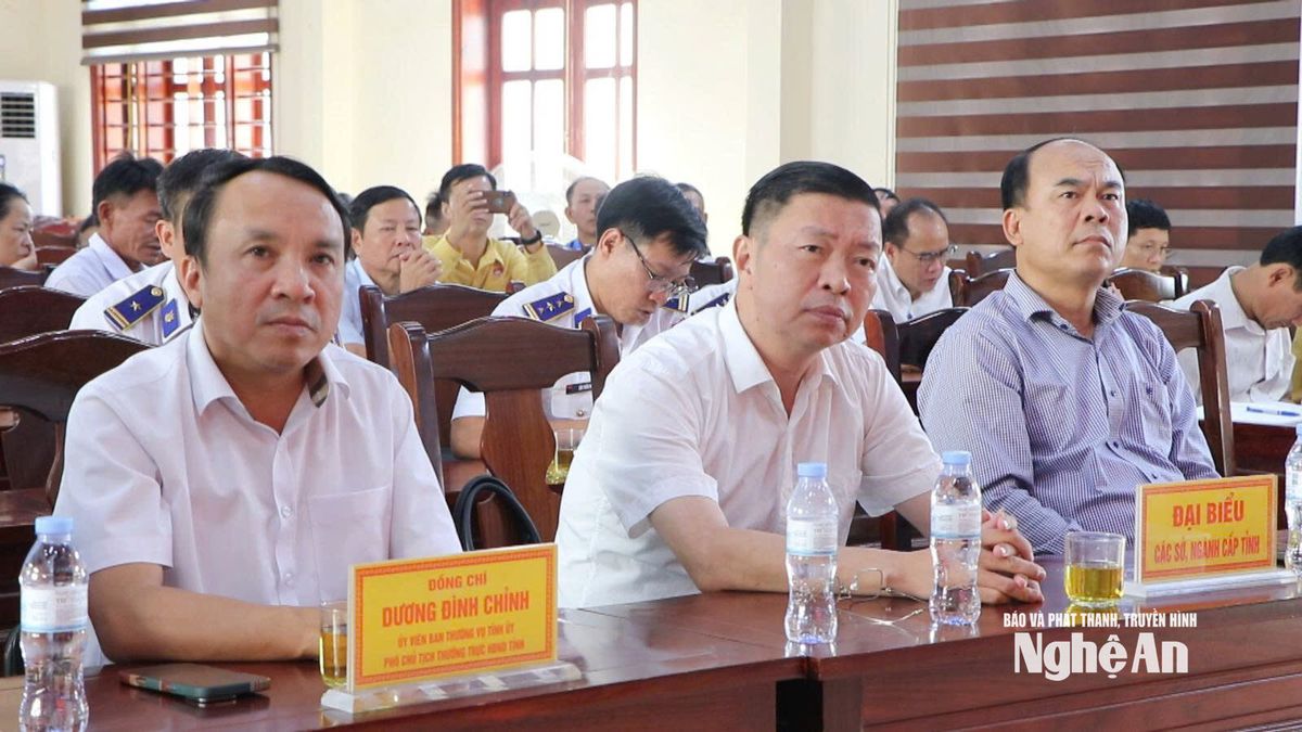 bna_dong-chi-duong-dinh-chinh-uy-vien-ban-thuong-vu-tinh-uy-pho-chu-tich-thuong-truc-hdnd-tinh-du-buoi-tiep-xuc.jpg?md5=rgHMNr0NW7pQGGeUILSrKA&expires=1790790644