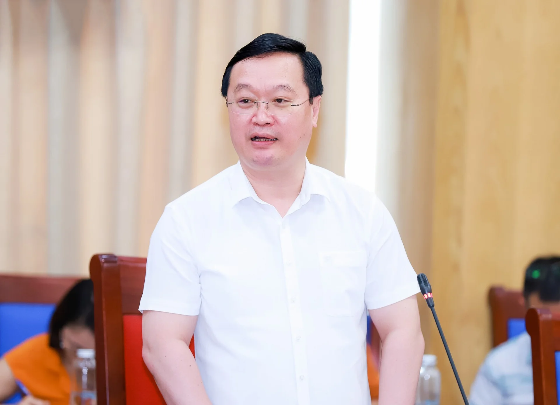doan-giam-sat-hdnd-tinh-nghe-an-ve-cong-tac-bao-ve-moi-truong-lam-viec-voi-ubnd-tinh--n8.jpg