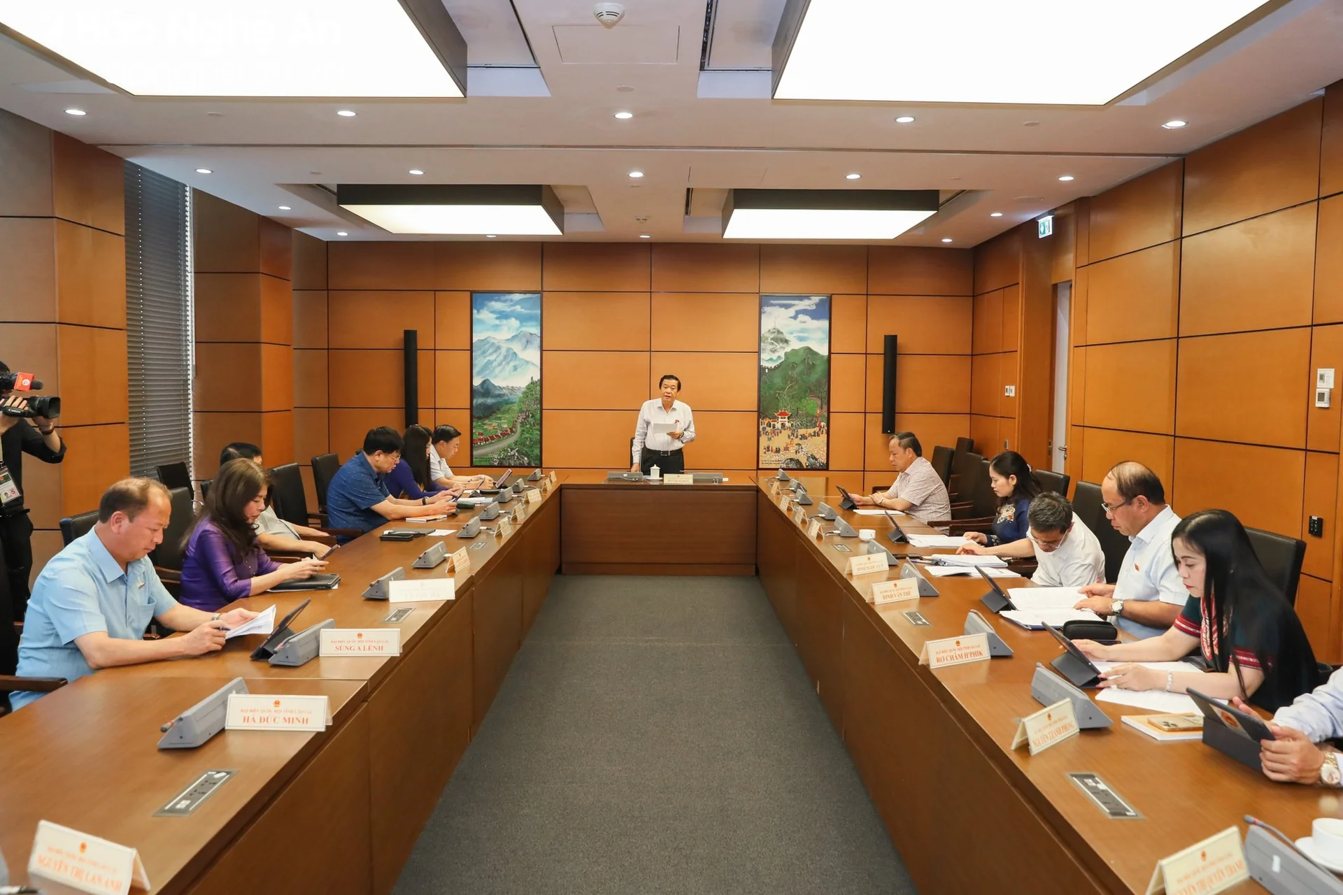 dai-bieu-doan-nghe-an-de-nghi-luat-hoa-cu-the-van-de-tuan-hoan-nuoc-de-dam-bao-an-ninh-nguon-nuoc--n1.jpg