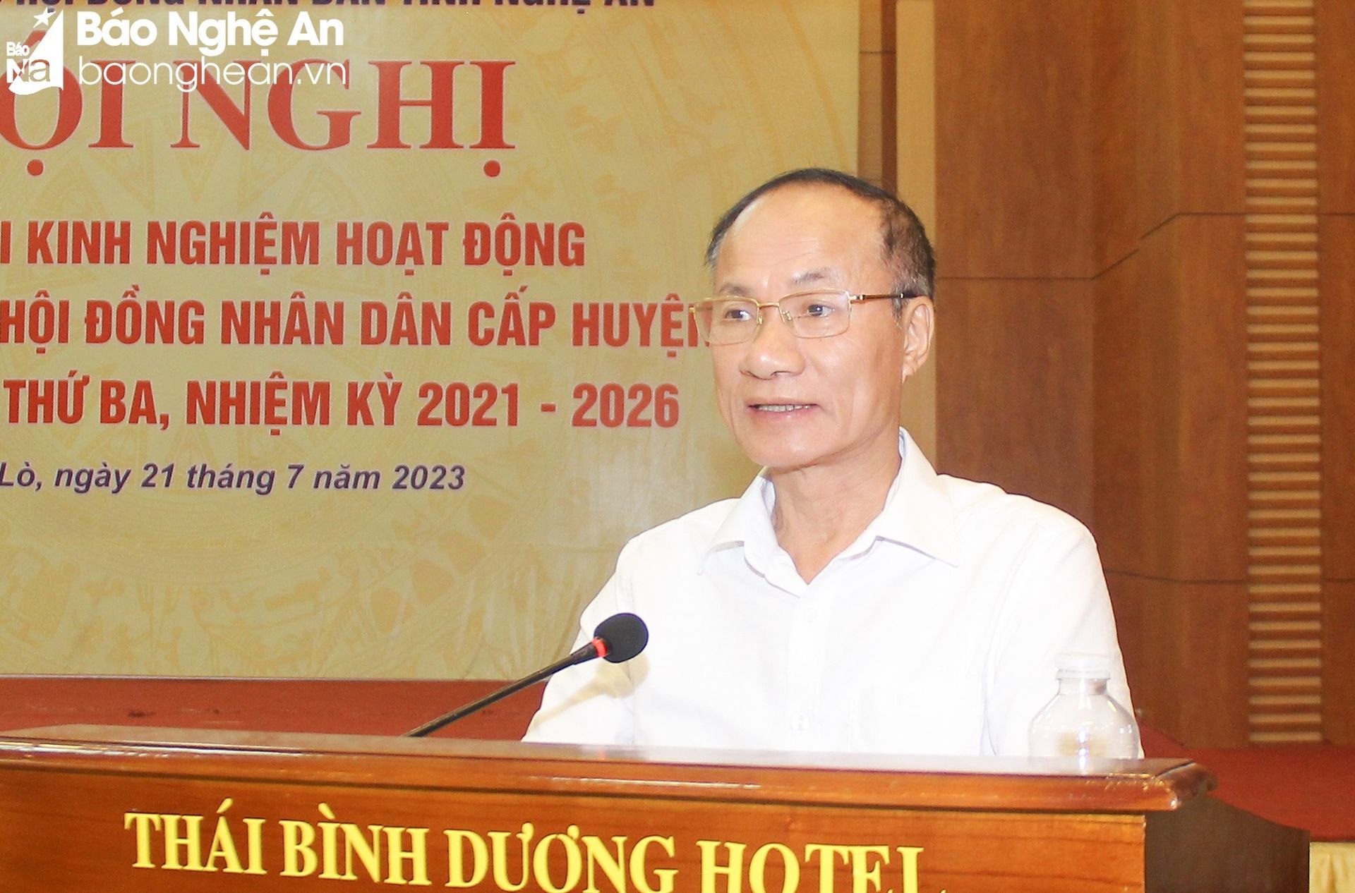 bna-mh68-7898.jpg