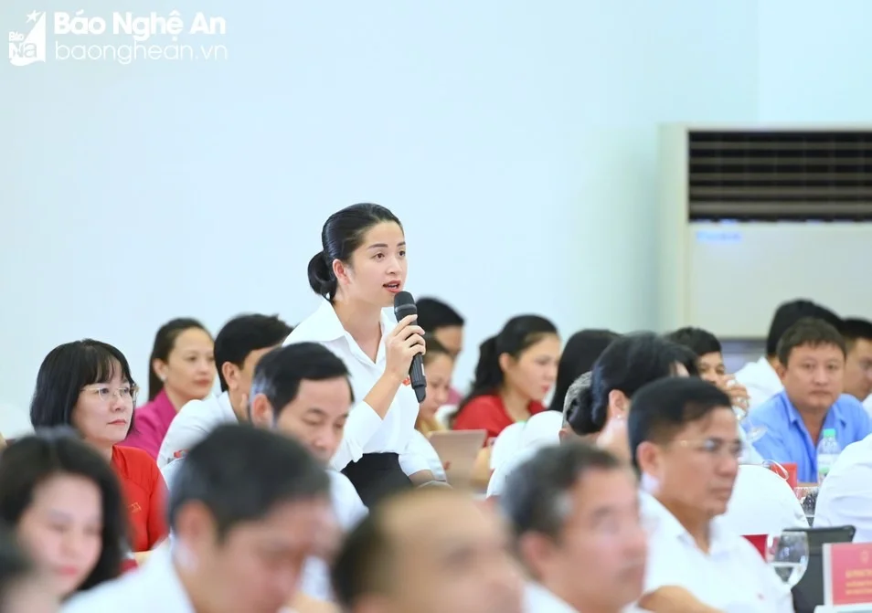 bna-3741-01-1632.jpg