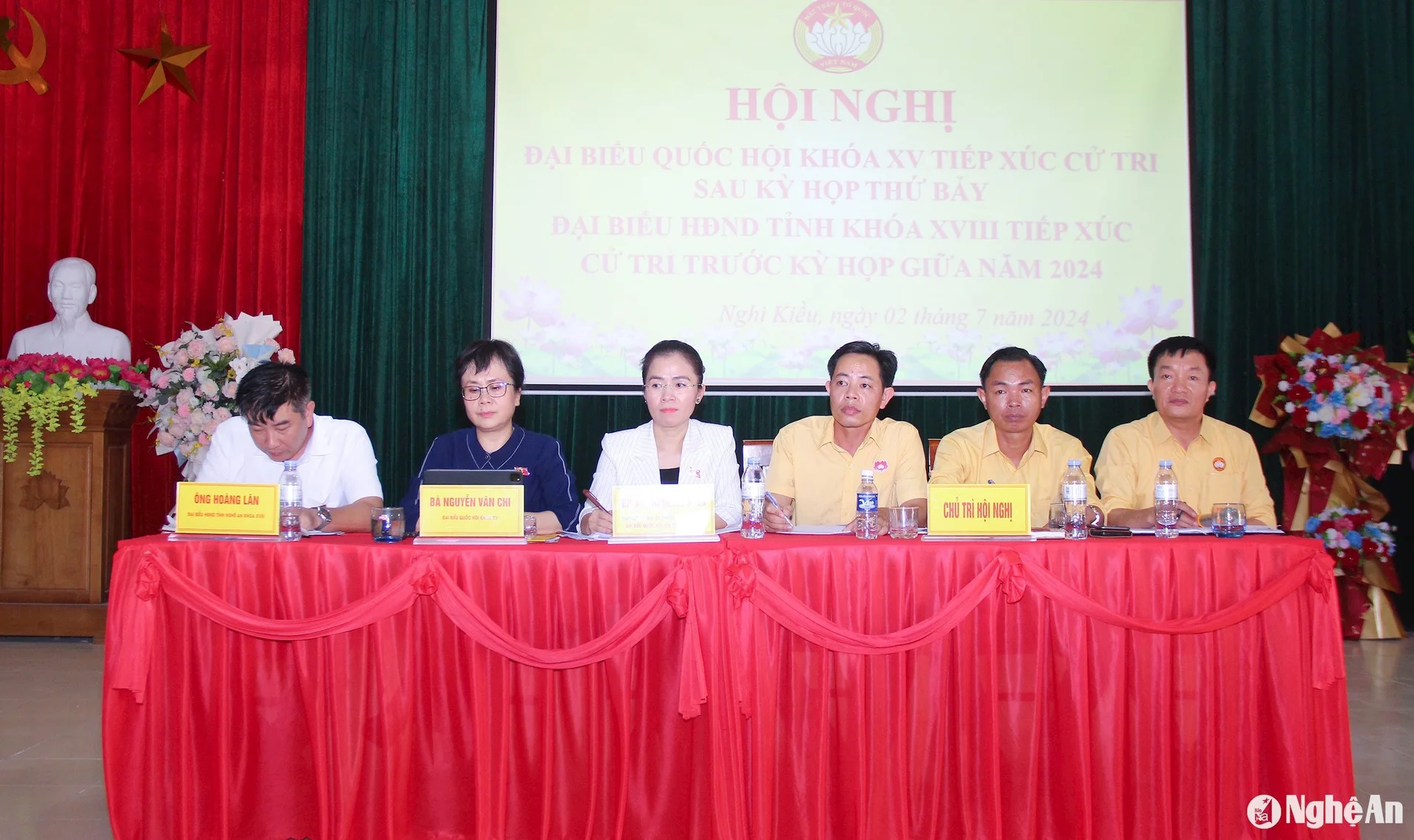 bna_-cac-dai-bieu-quoc-hoi-hdnd-tinh-va-chu-tri-dieu-hanh-ky-hop.-anh-mai-hoa.jpg